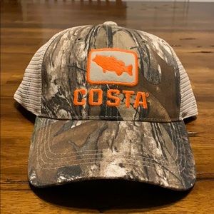 Costa NWT snap back bass realtree camo trucker hat